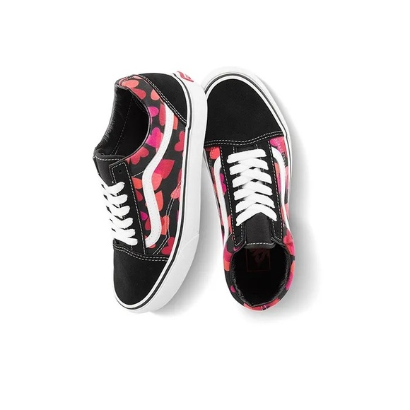 Vans Old Skool 'Valentines Hearts 💕 - Picture 2 of 7